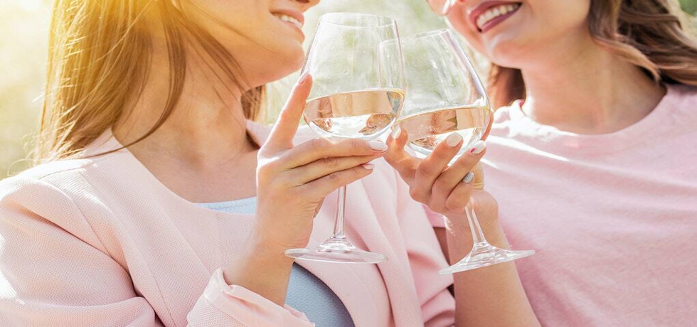 5 Natural Skin Treatments for Youthful Radiance