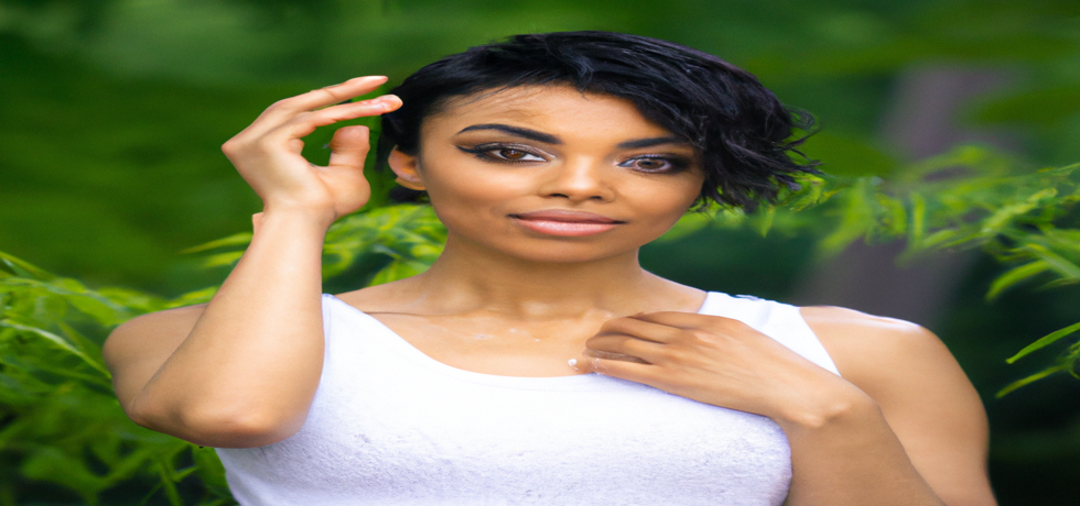 Monsoon Mane: Taming Frizz and Damage