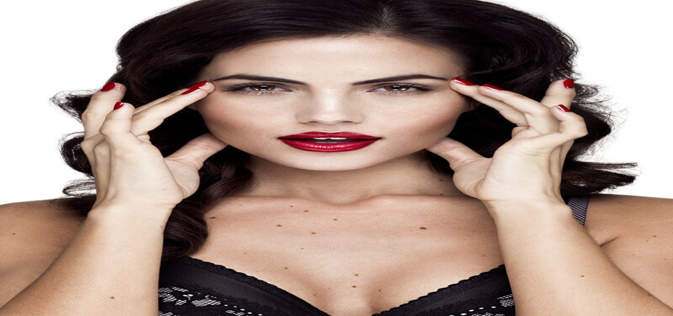 Natural Rejuvenation: The Vampire Facelift & PRP Therapy