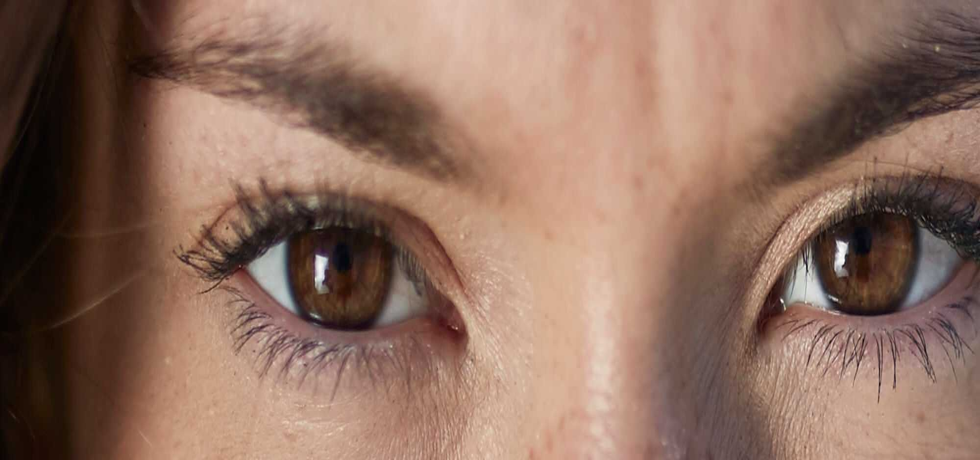 Natural Ways to Banish Puffy Eyes