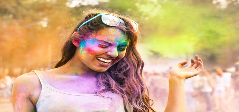 Prep Your Skin for a Vibrant Holi Celebration with These Essential Tips
