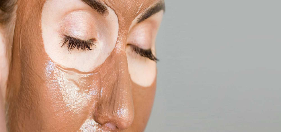 Smoothie Secrets for a Sun-Kissed Glow